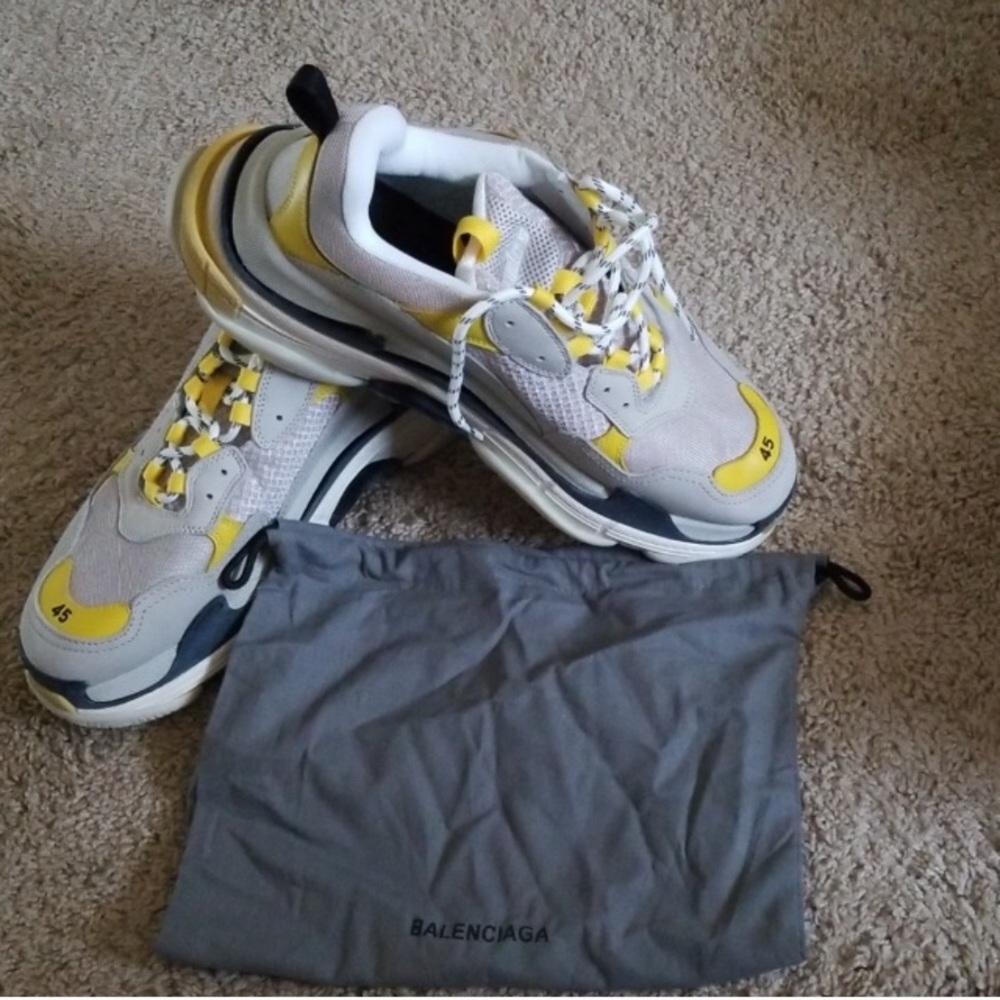 Balenciaga Triple S